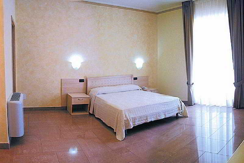 La Collina Hotel&Spa Oliveto Citra Habitación foto